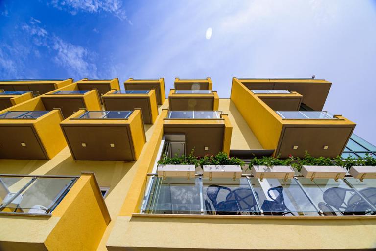 Hotel Orange Dhërmi Exterior foto
